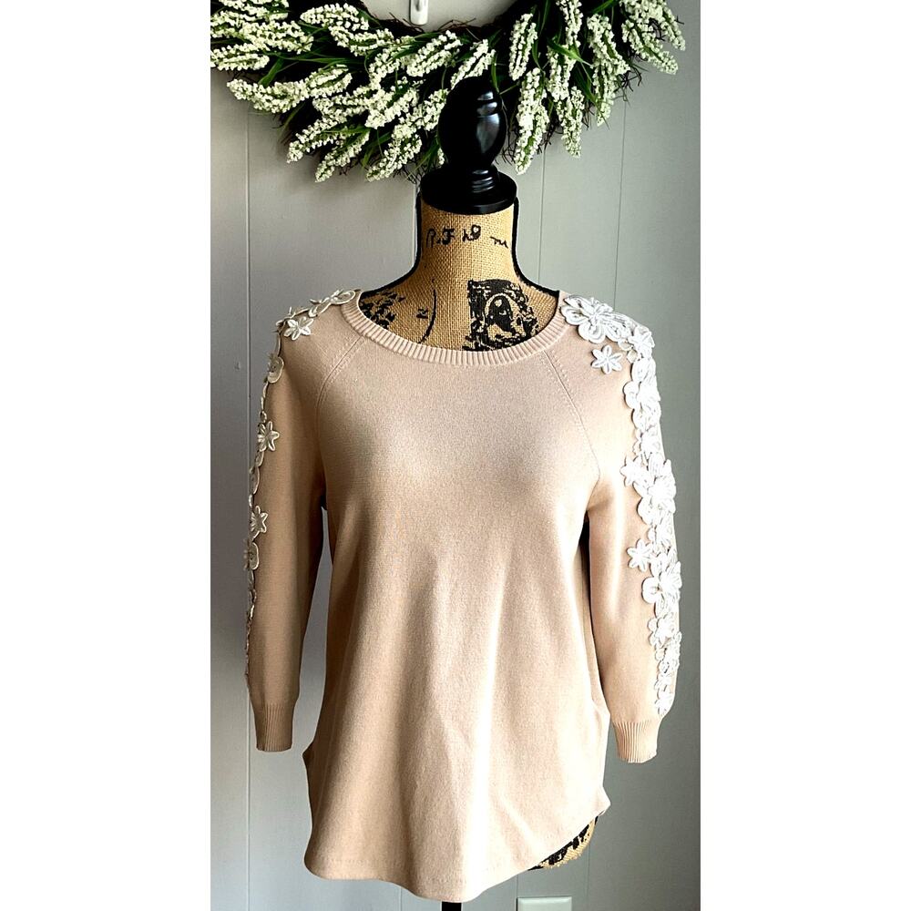 J. CREW Knit Sweater, Flower Appliques Sleeve, Boho, Feminime Spring Size S New